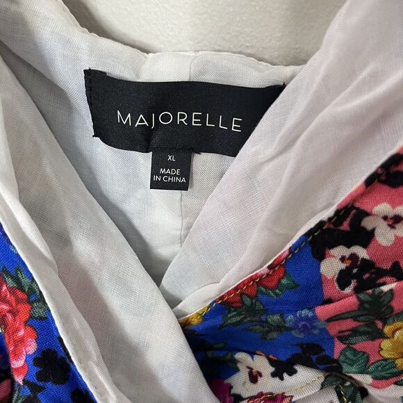 Welcome to my closet! - Picture 12 of 14